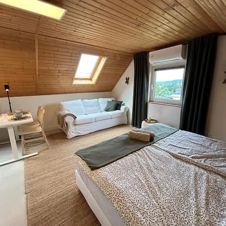 Haus - Kishaz A Voelgyben Tarján